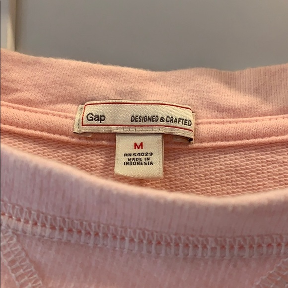 comfy gap pullover ! - Picture 2 of 4